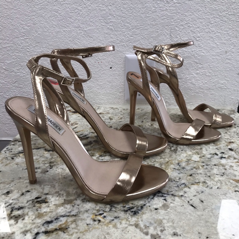 NWOT Steve Madden Rose Gold Single Strap Heels